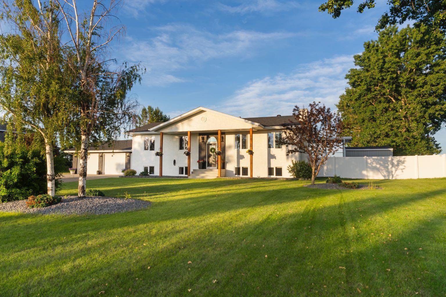 26534 Township Road 384 Unit 15, Rural Red Deer County, AB T4E 1A1