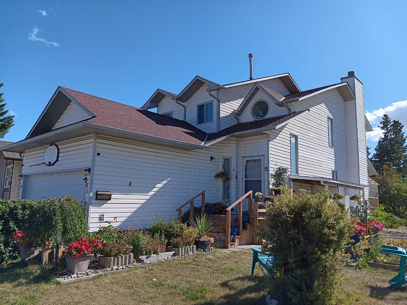 4 Fallingworth Bay NE, Calgary, AB T3J 1G3