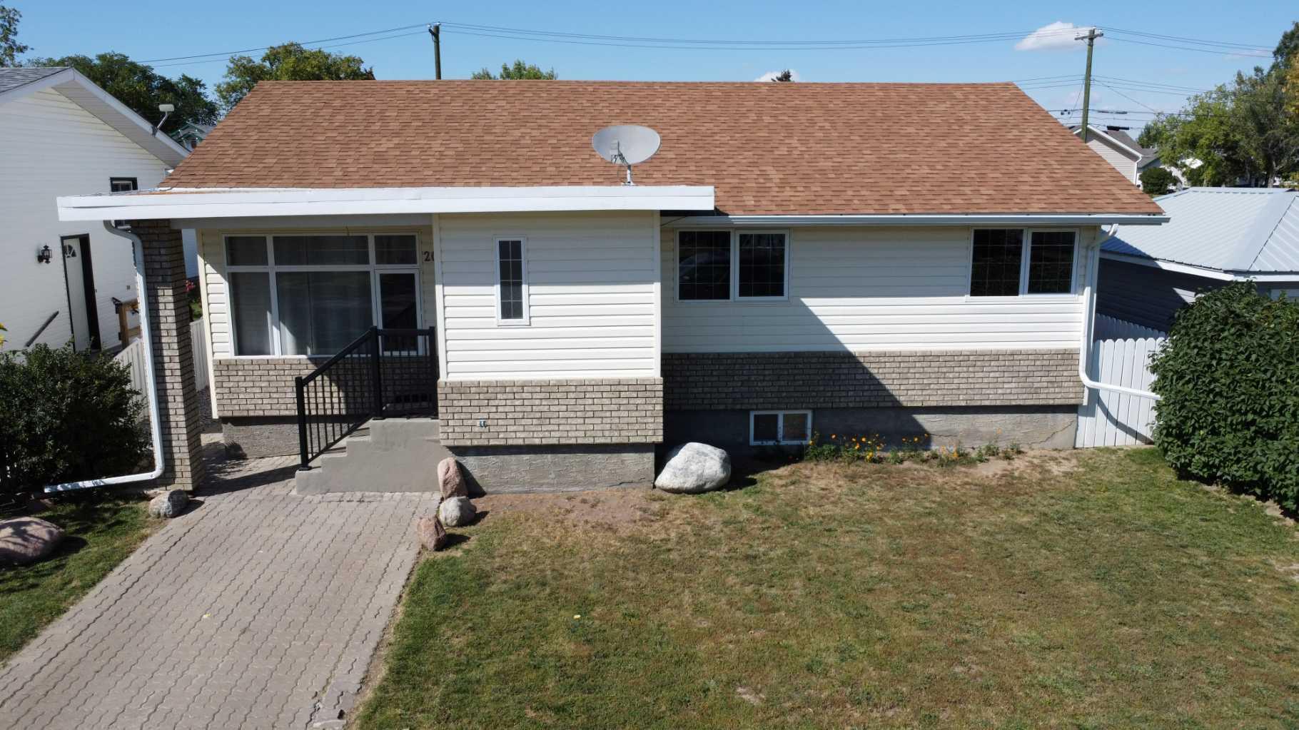 4 Avenue W Unit 206, Hanna, AB T0J 1P0