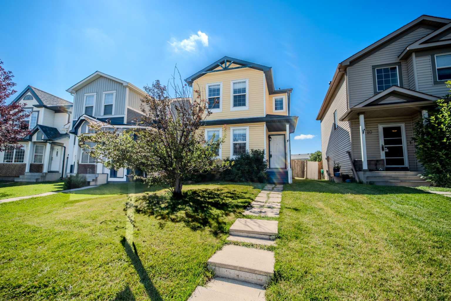 16 Martin Crossing Bay NE, Calgary, AB T3J 3Y1
