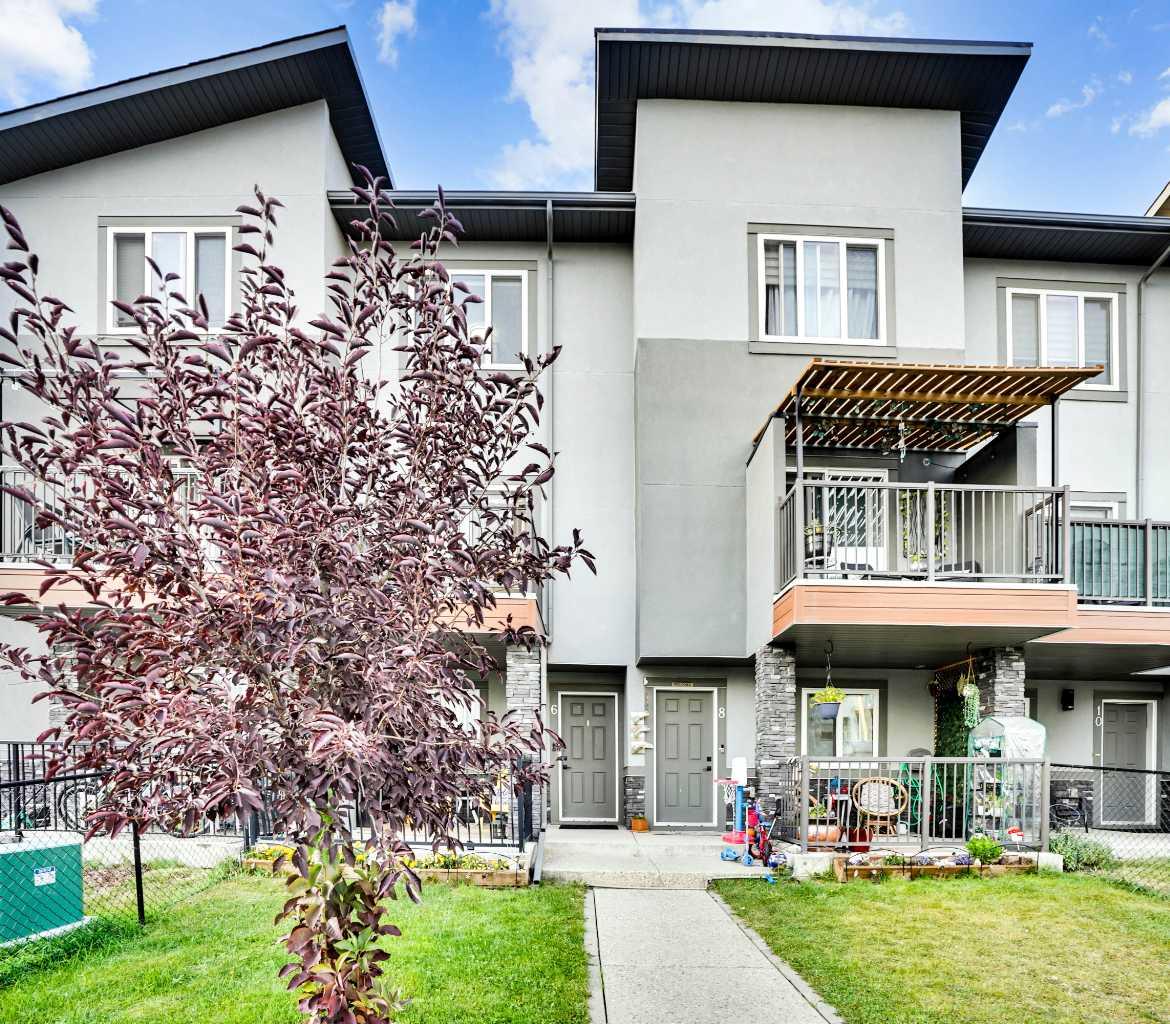 6 Skyview Close NE, Calgary, AB T3N 1P5