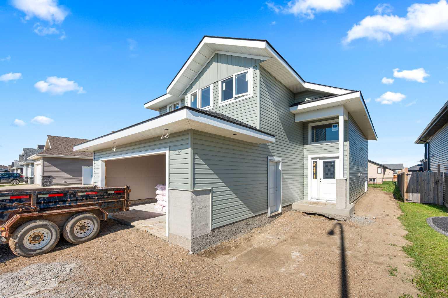 42 Avenue Unit 3705, Lloydminster, SK S9V 2K4