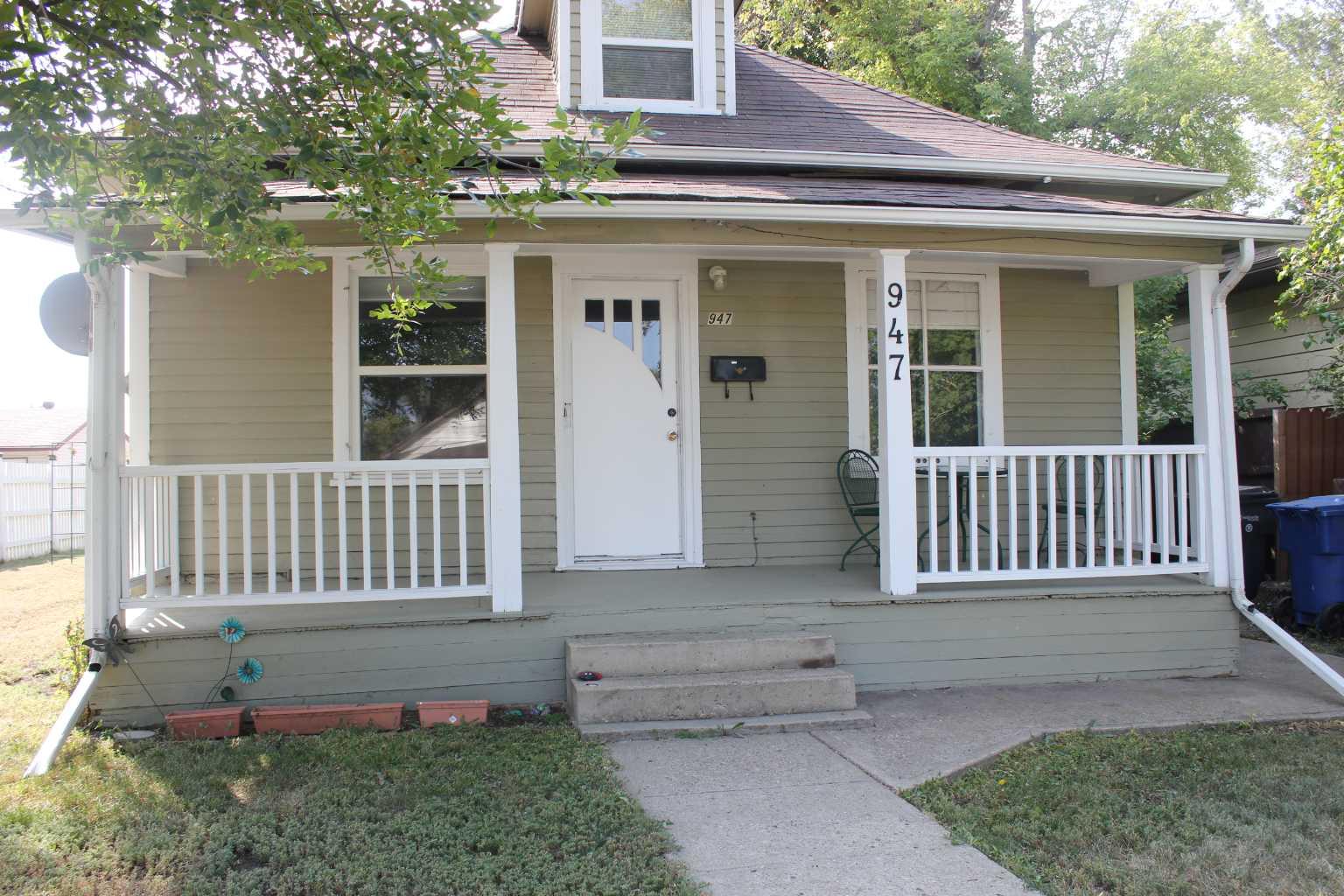 947 Yuill St SE, Medicine Hat, AB T1A 0Y9