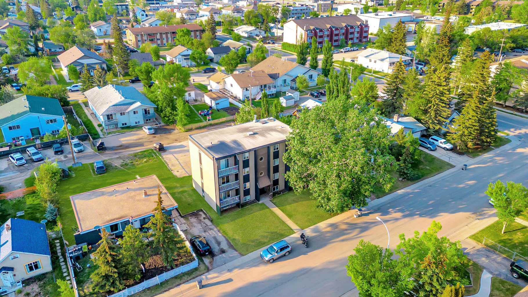 10114 105 Avenue Unit 102, Grande Prairie, AB T8V 1H4