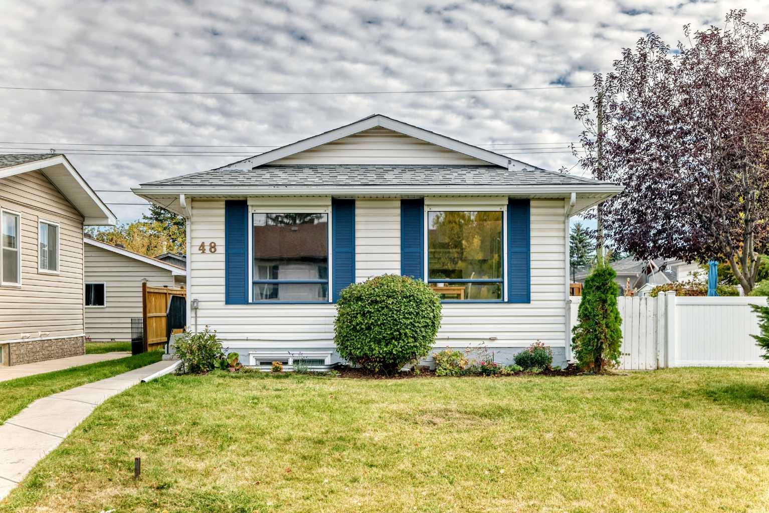 48 Mardale Cres NE, Calgary, AB T2A 3V5