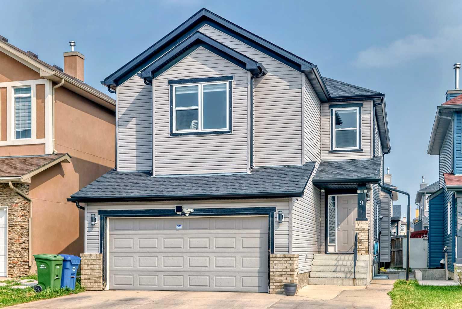 9 Saddlecrest Cres NE, Calgary, AB T3J 0C6