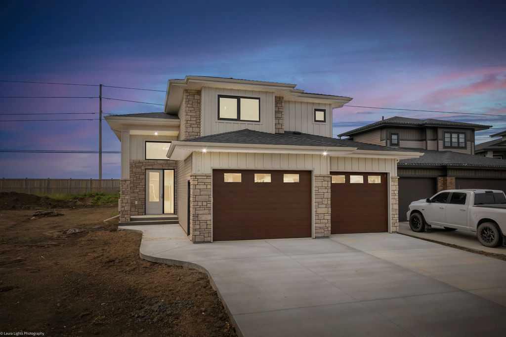 13 Streetclose Unit 6113 Street Close, Lloydminster, AB T9V 3S2