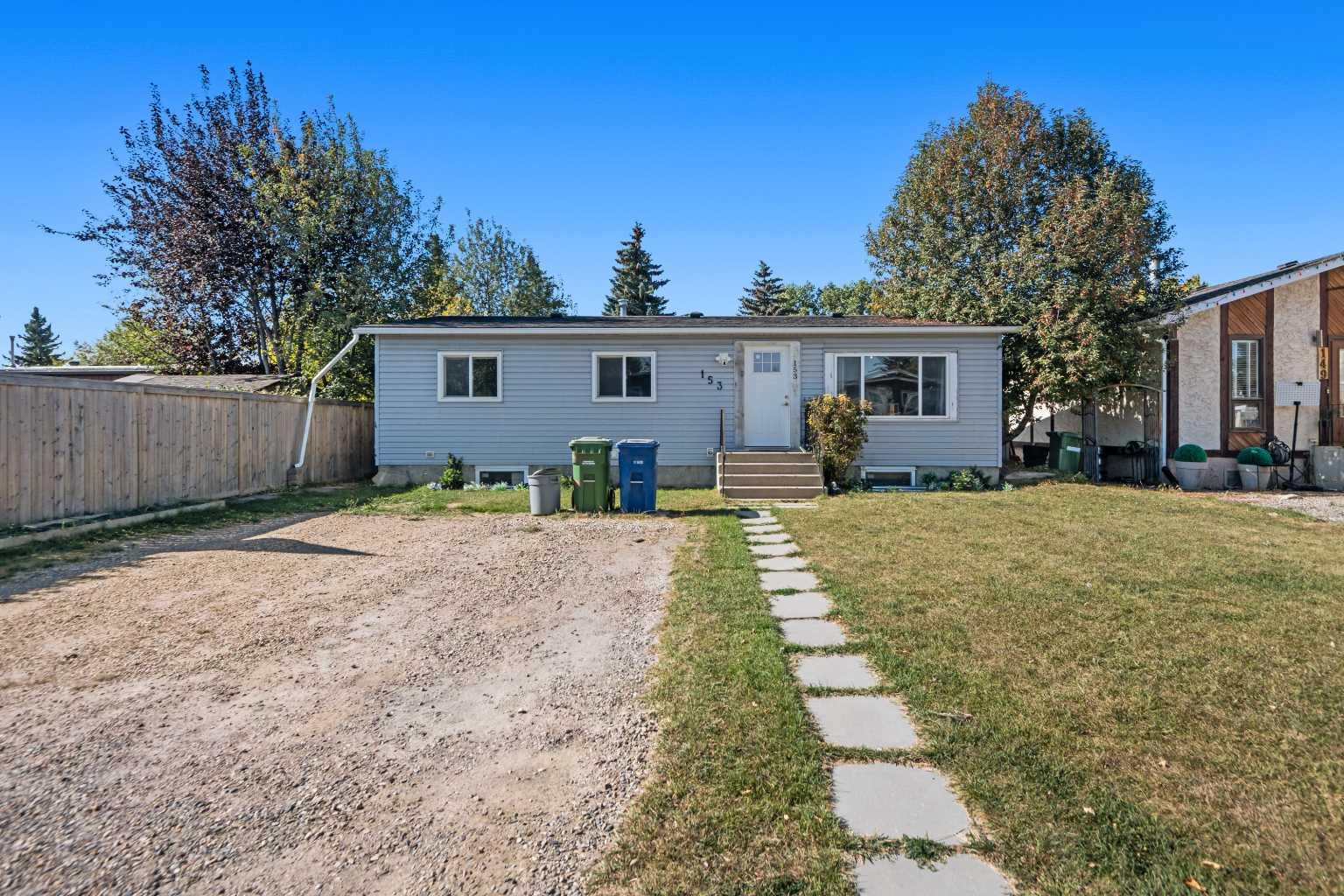 153 Big Hill Pl SE, Airdrie, AB T4A 1P9