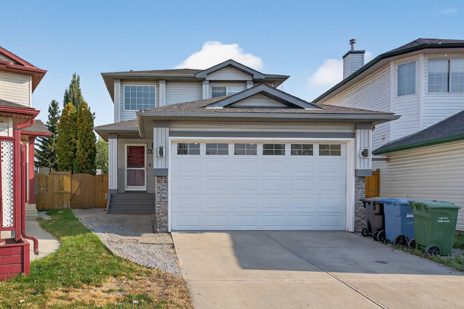 47 Mt Apex Cres SE, Calgary, AB T2Z 2V3