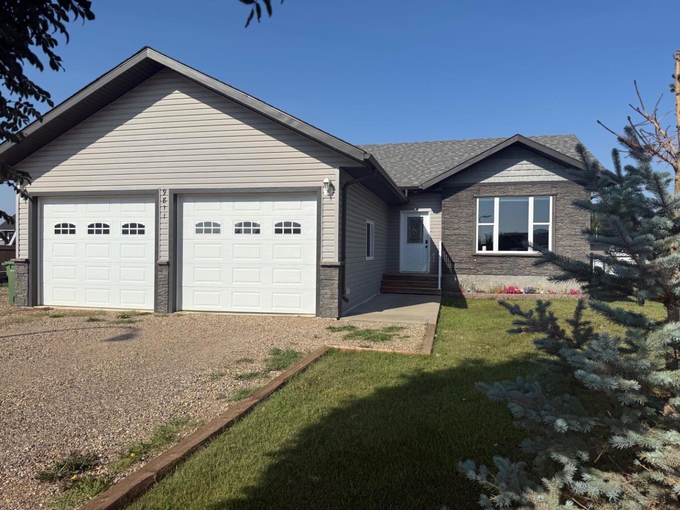 109 Street Unit 9811, La Crete, AB T0H 2H0