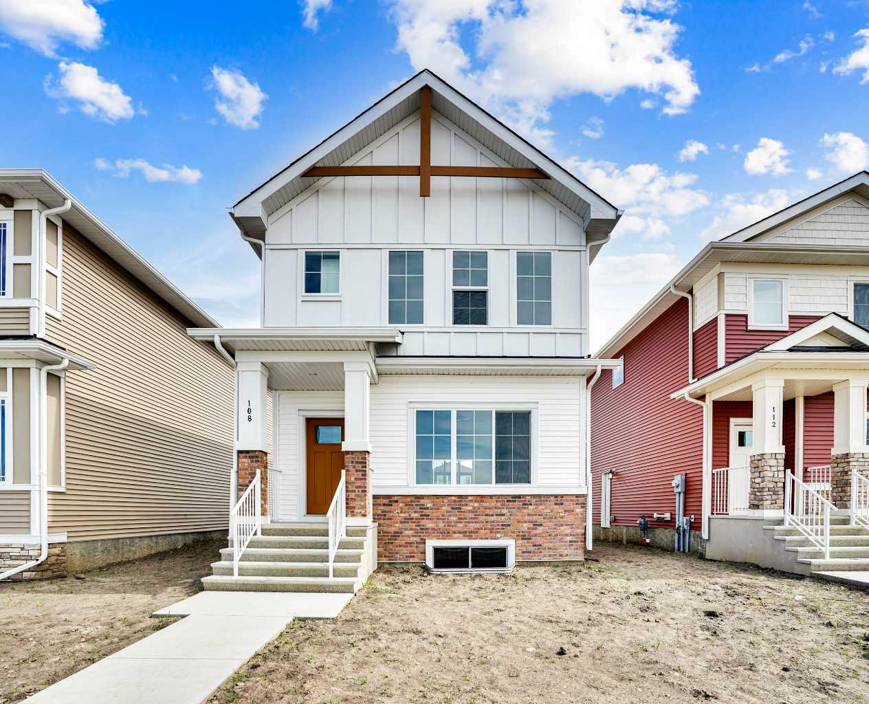108 Bridgeport Grn, Chestermere, AB T1X 3C9