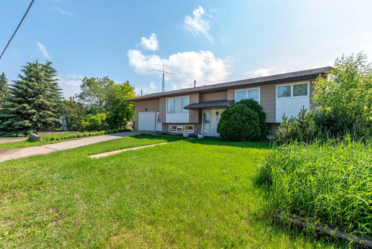 405 Main St, Maidstone, SK S0M 1M0