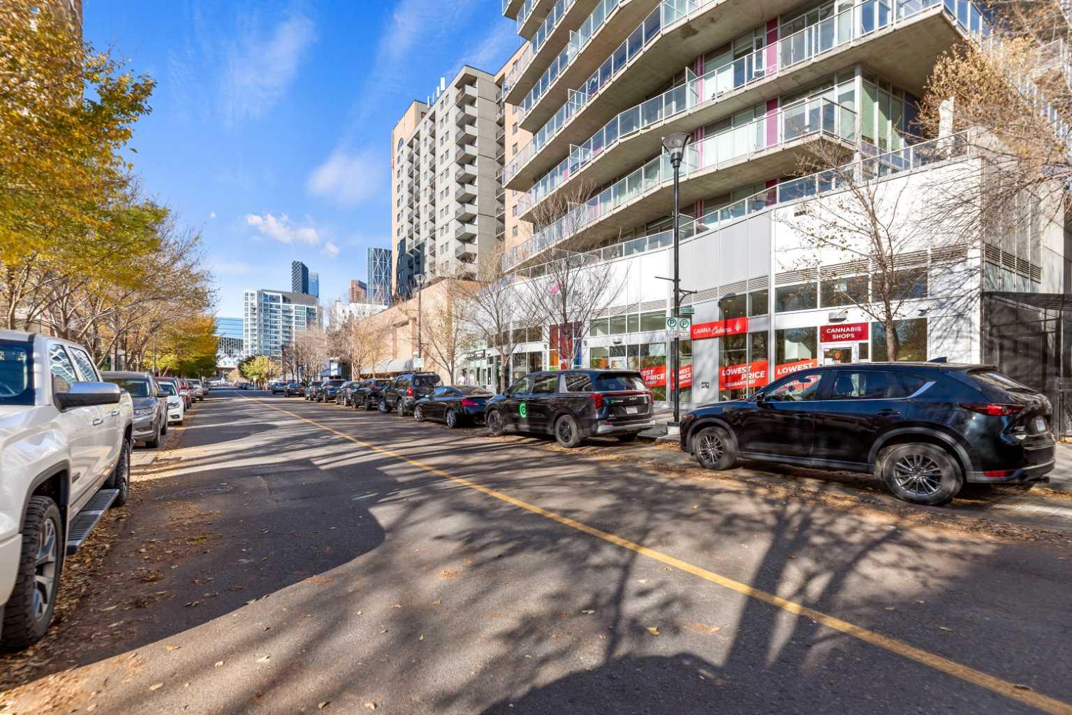 624 8 Avenue Se Unit 1301, Calgary, AB T2G 1S7