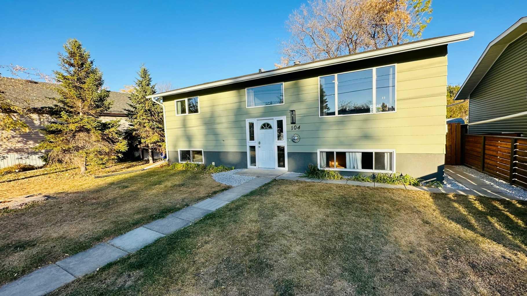22 Street Nw Unit 104, Drumheller, AB T0J 0Y1