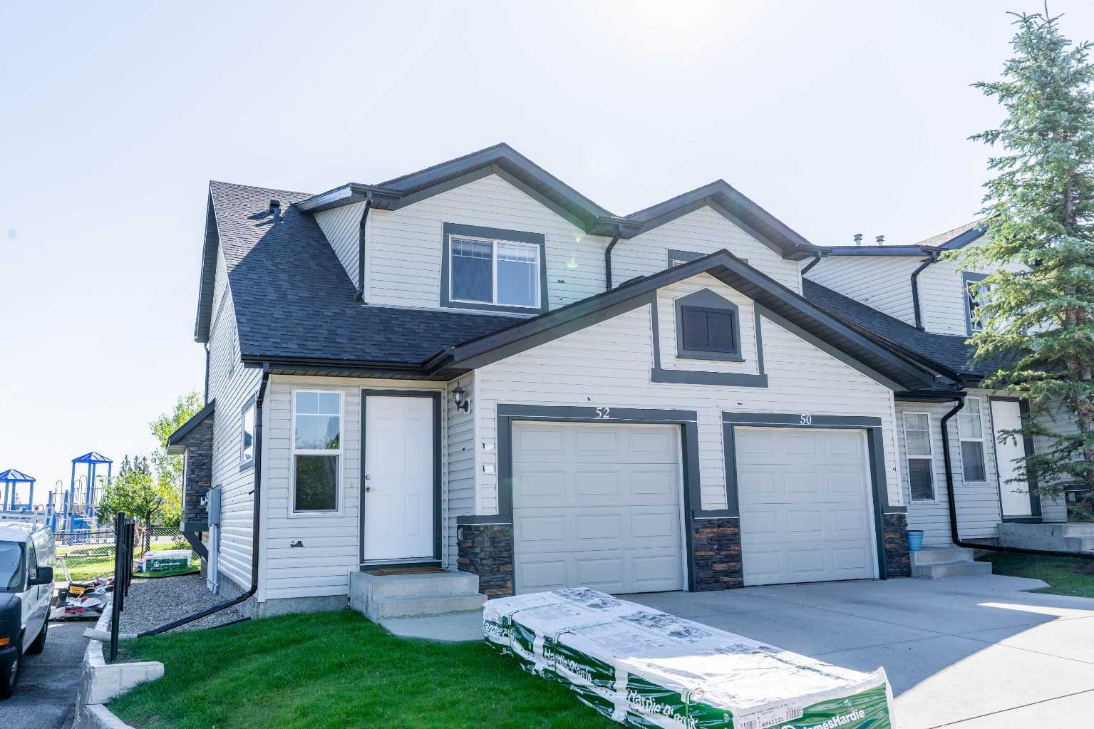 52 Panatella Villas NW, Calgary, AB T3K 0G6