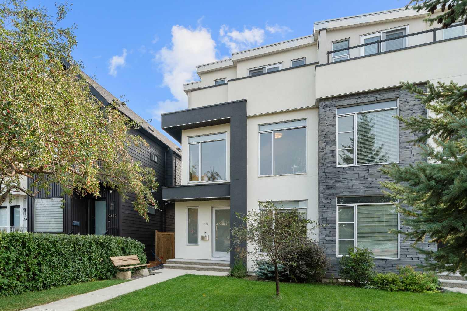 31 Avenue Sw Unit 2421, Calgary, AB T2T 1T9