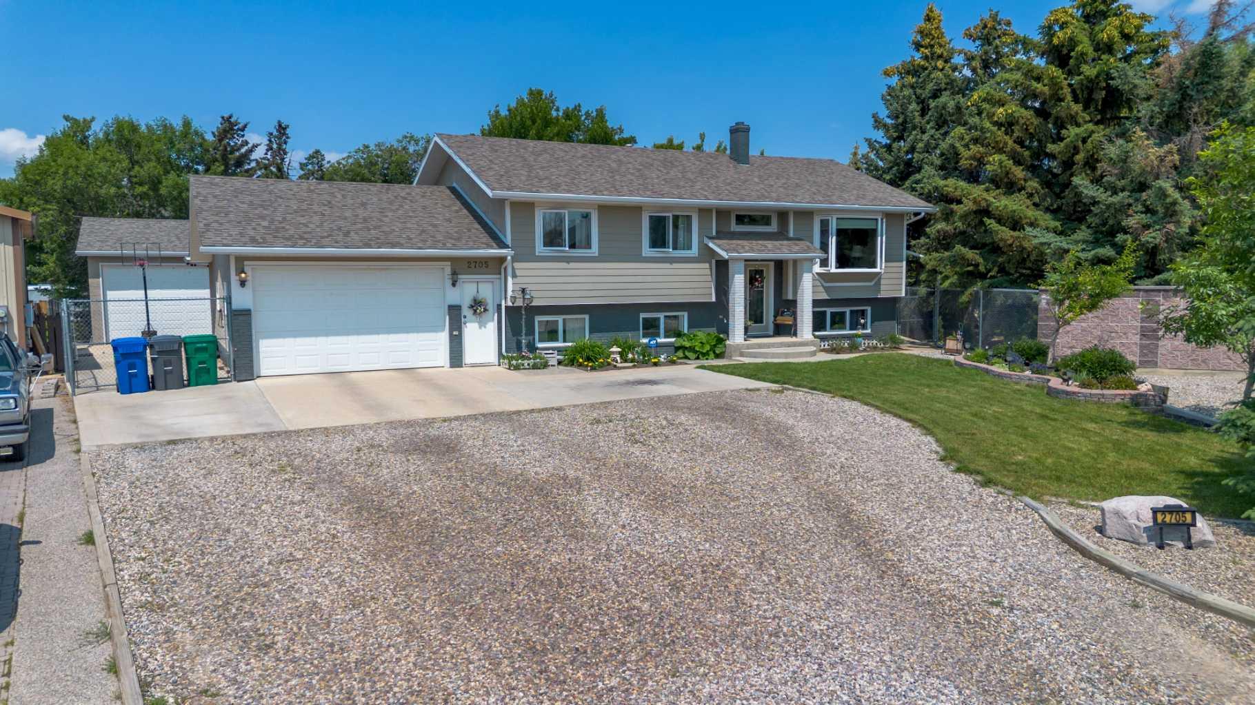 32 Avenue S Unit 2705 #a, Lethbridge, AB T1K 2Y1