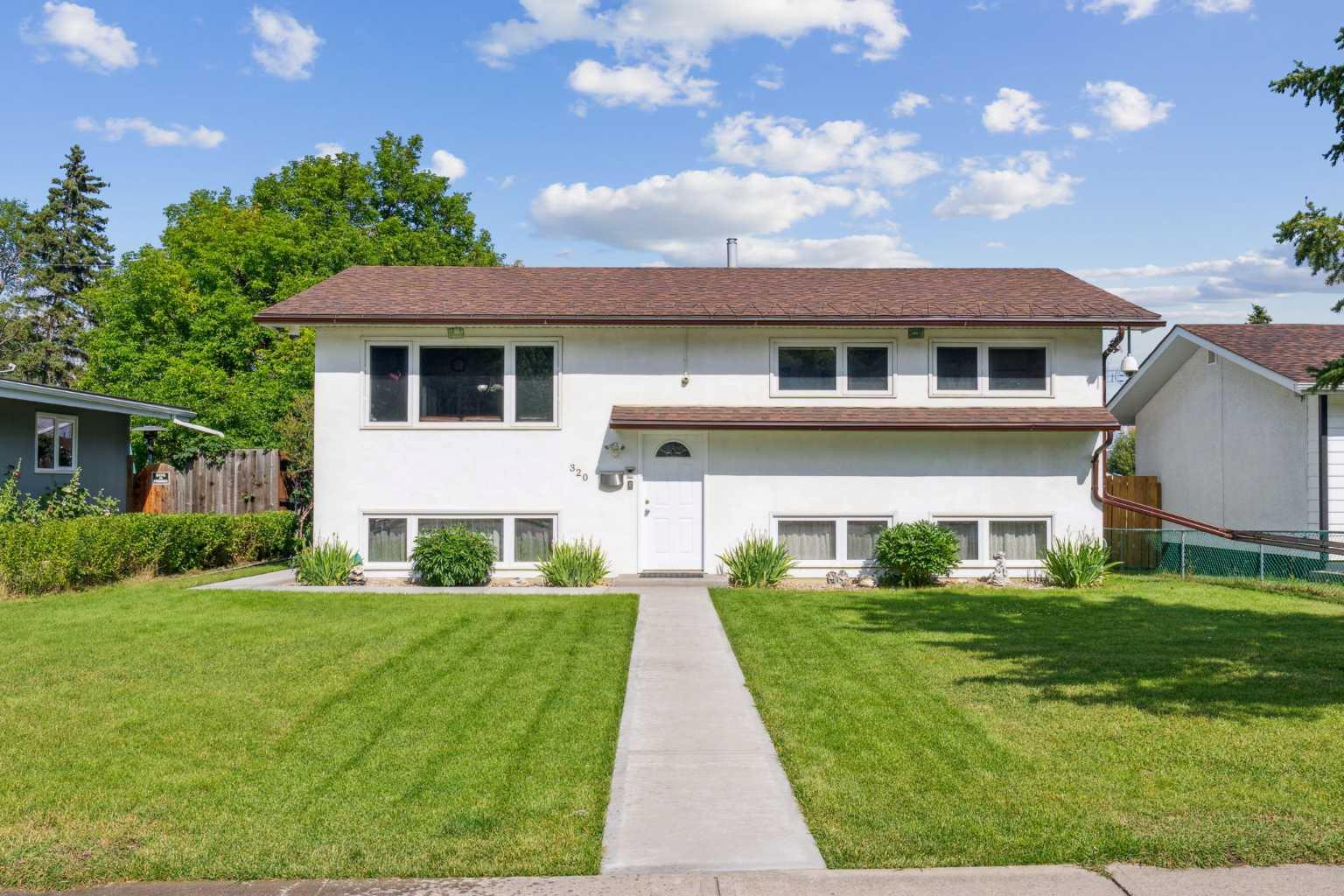 320 Haddon Rd SW, Calgary, AB T2V 2Z3