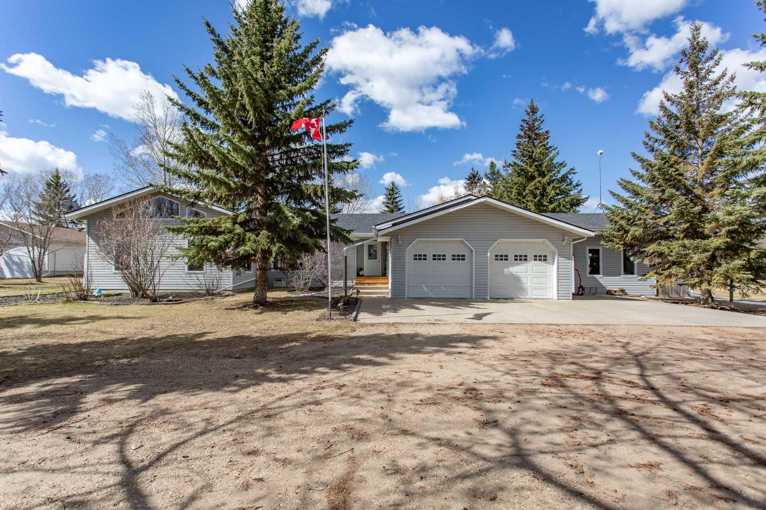 606 Pigeon Close, Pelican Point, AB T0B 0H0