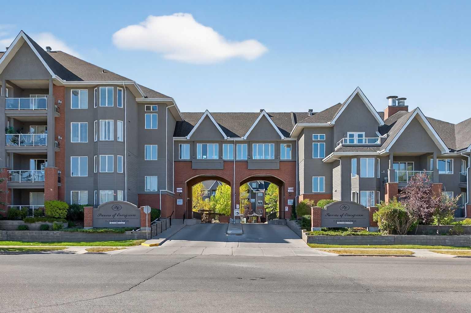 15 Everstone Drive Sw Unit 446, Calgary, AB T2Y 5B5