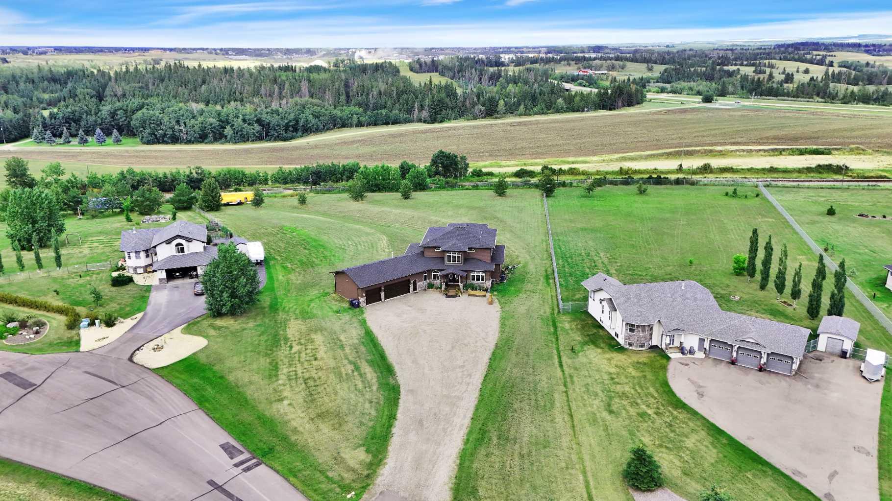 27240 Township Road 392 Unit 242, Rural Red Deer County, AB T4S 1X5