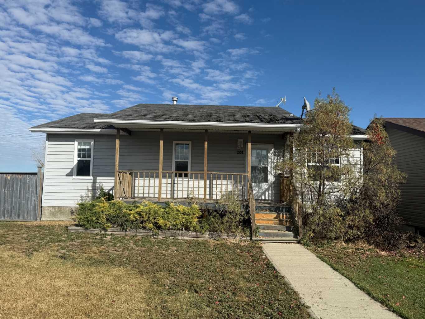 1 Avenue South Unit 201, Morrin, AB T0J 2B0