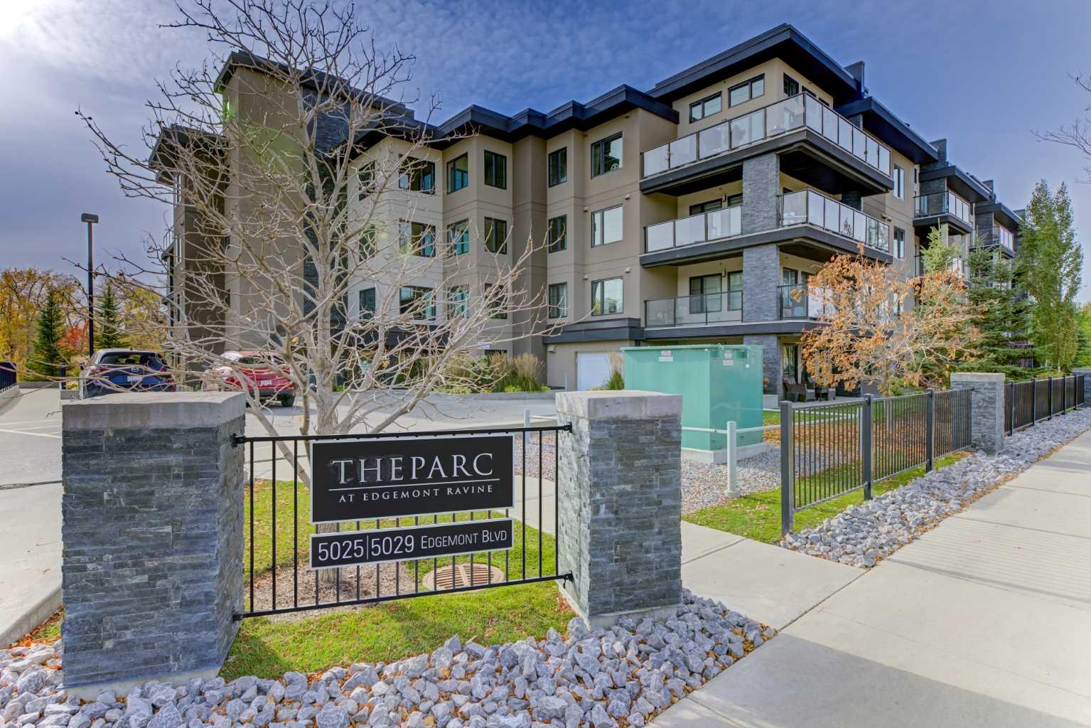 5029 Edgemont Boulevard Nw Unit 210, Edmonton, AB T6M 0S8
