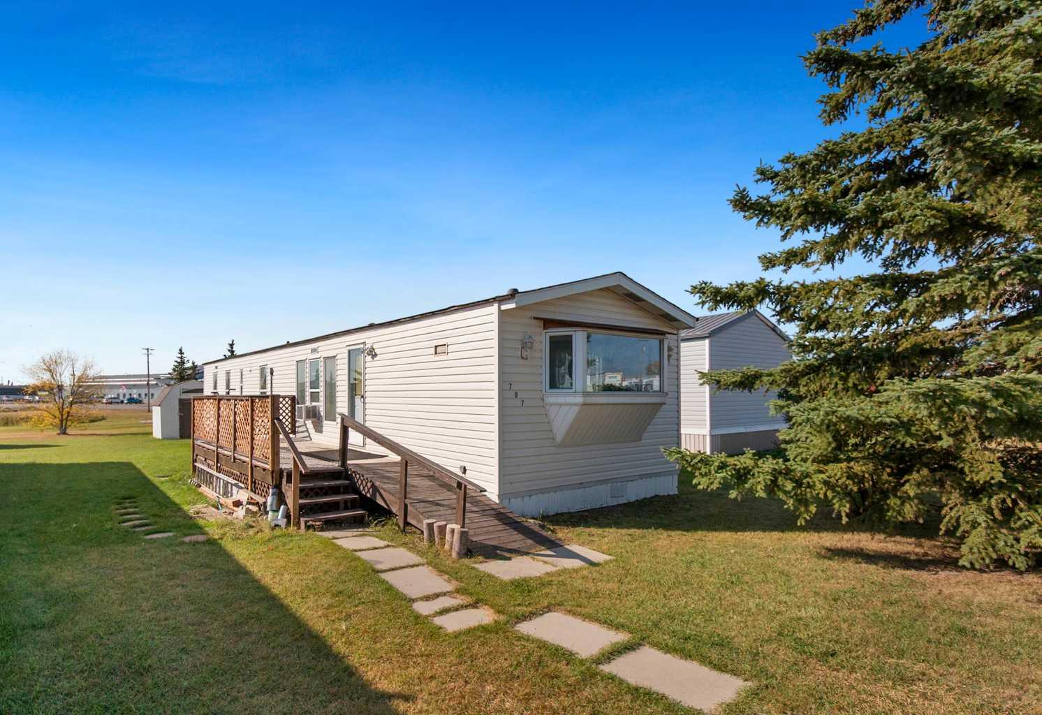 707 Highfield Dr, Carstairs, AB T0M 0N0