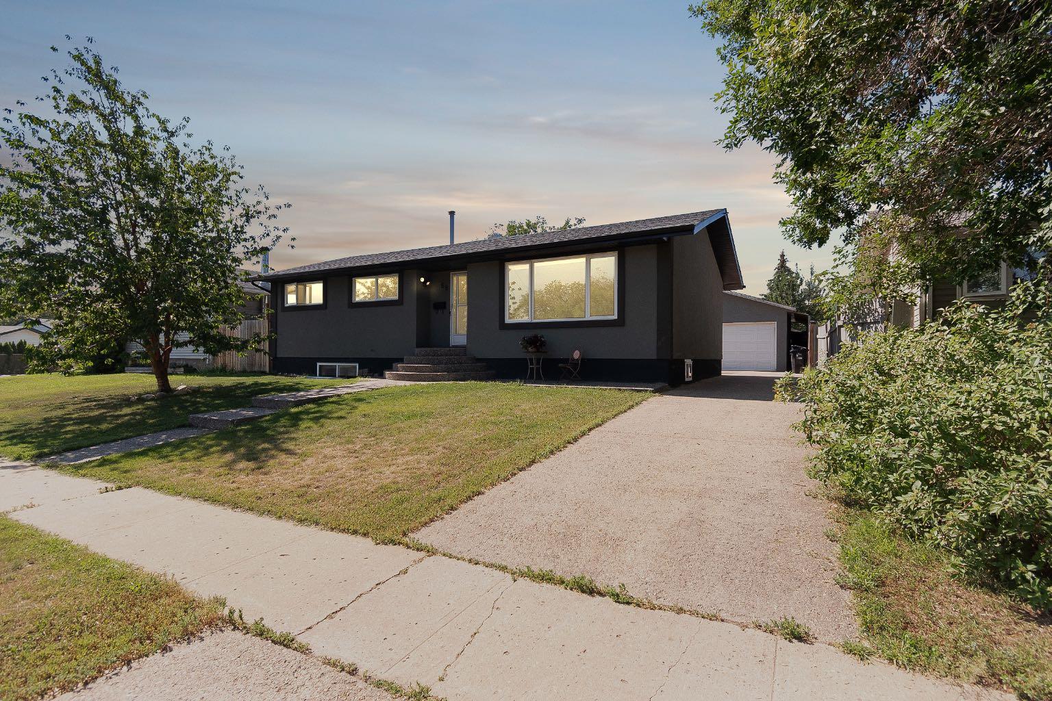 68 Centennial Dr, Fort Mcmurray, AB T9H 1J4