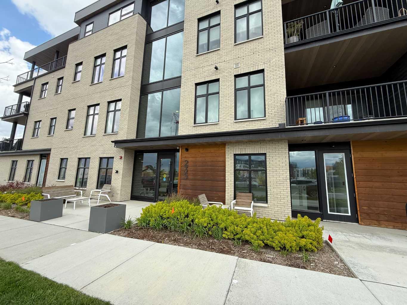 235 Lebel Crescent Nw Unit 202, Calgary, AB T3B 6L5