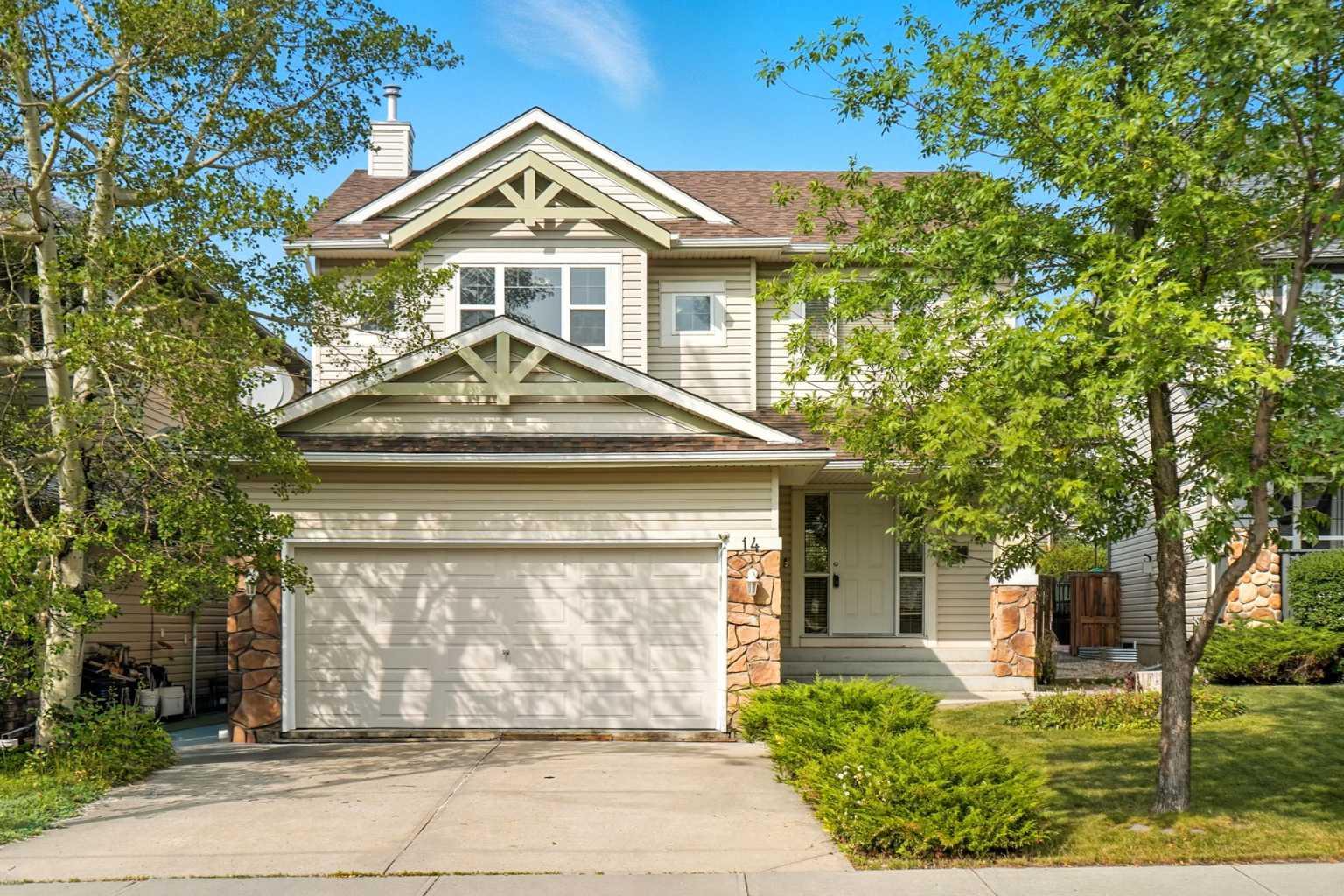 14 Rockborough Park NW, Calgary, AB T3G 5S8