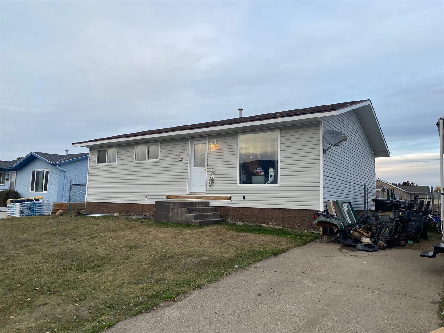 , Grande Cache, AB T0E 0Y0 | MLS # | Houseful