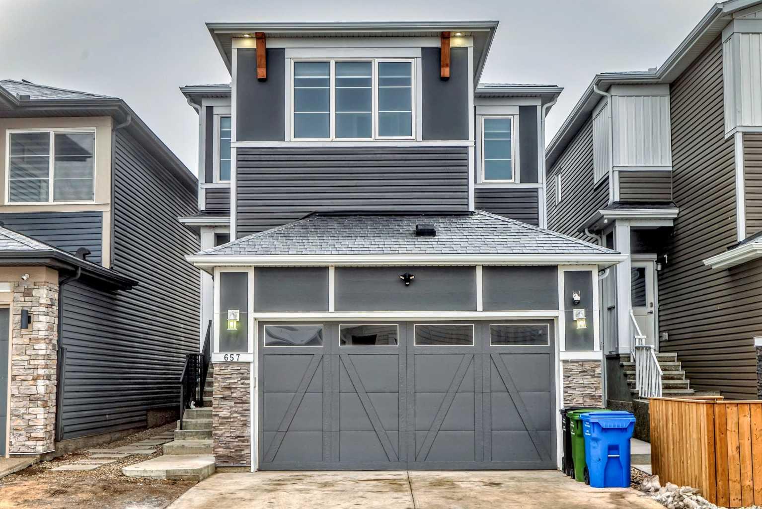 657 Corner Meadows Way NE, Calgary, AB T3N 2C5