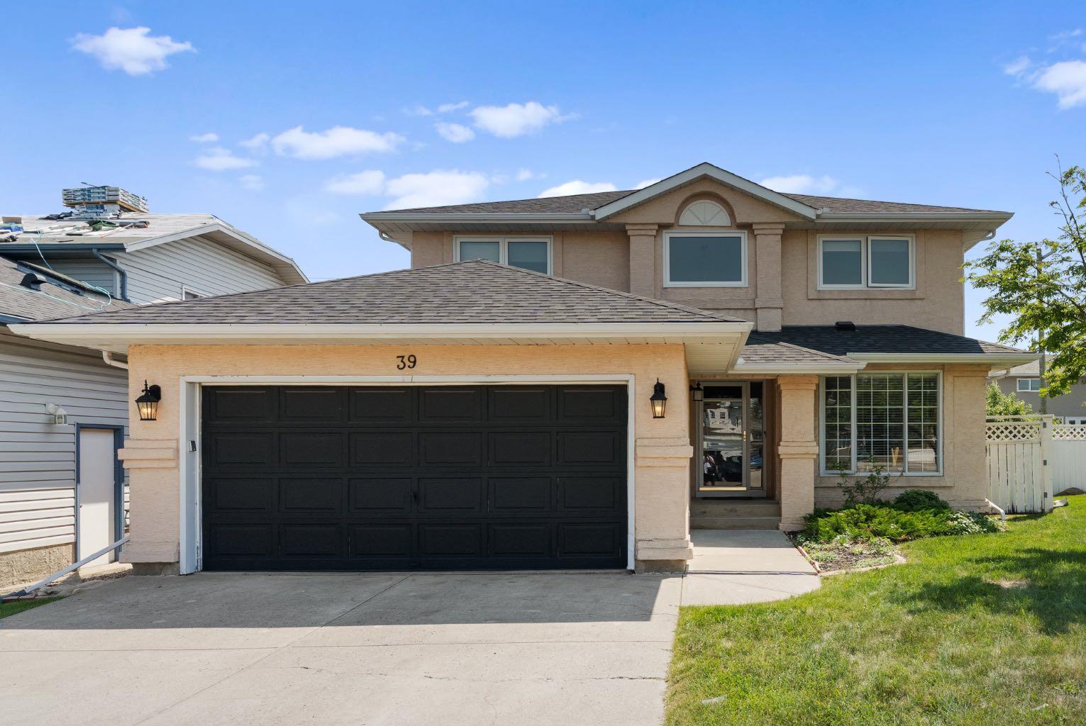39 Harvest Oak Grn NE, Calgary, AB T3K 4Z5