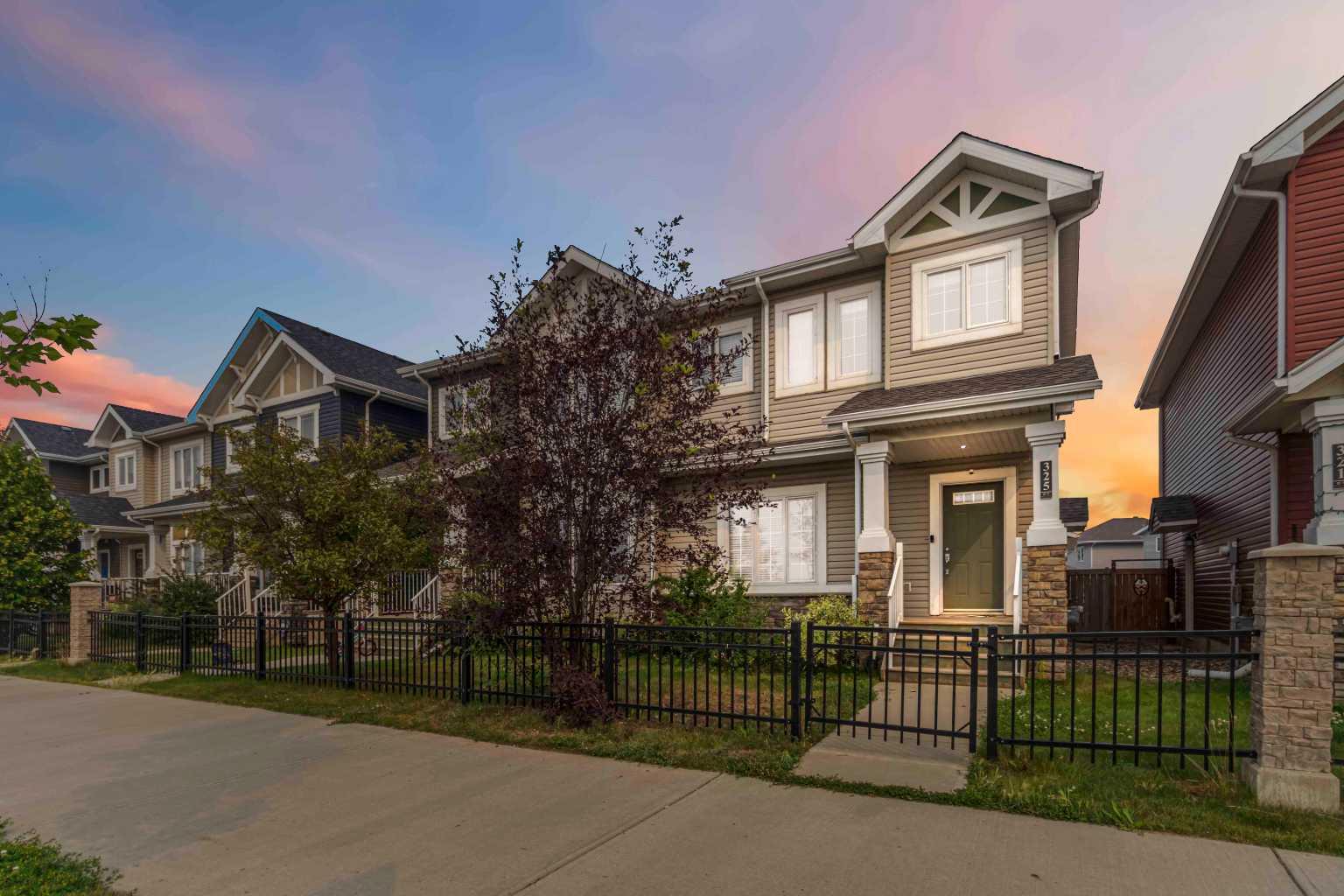 325 Heritage Dr, Fort Mcmurray, AB T9K 0Y1
