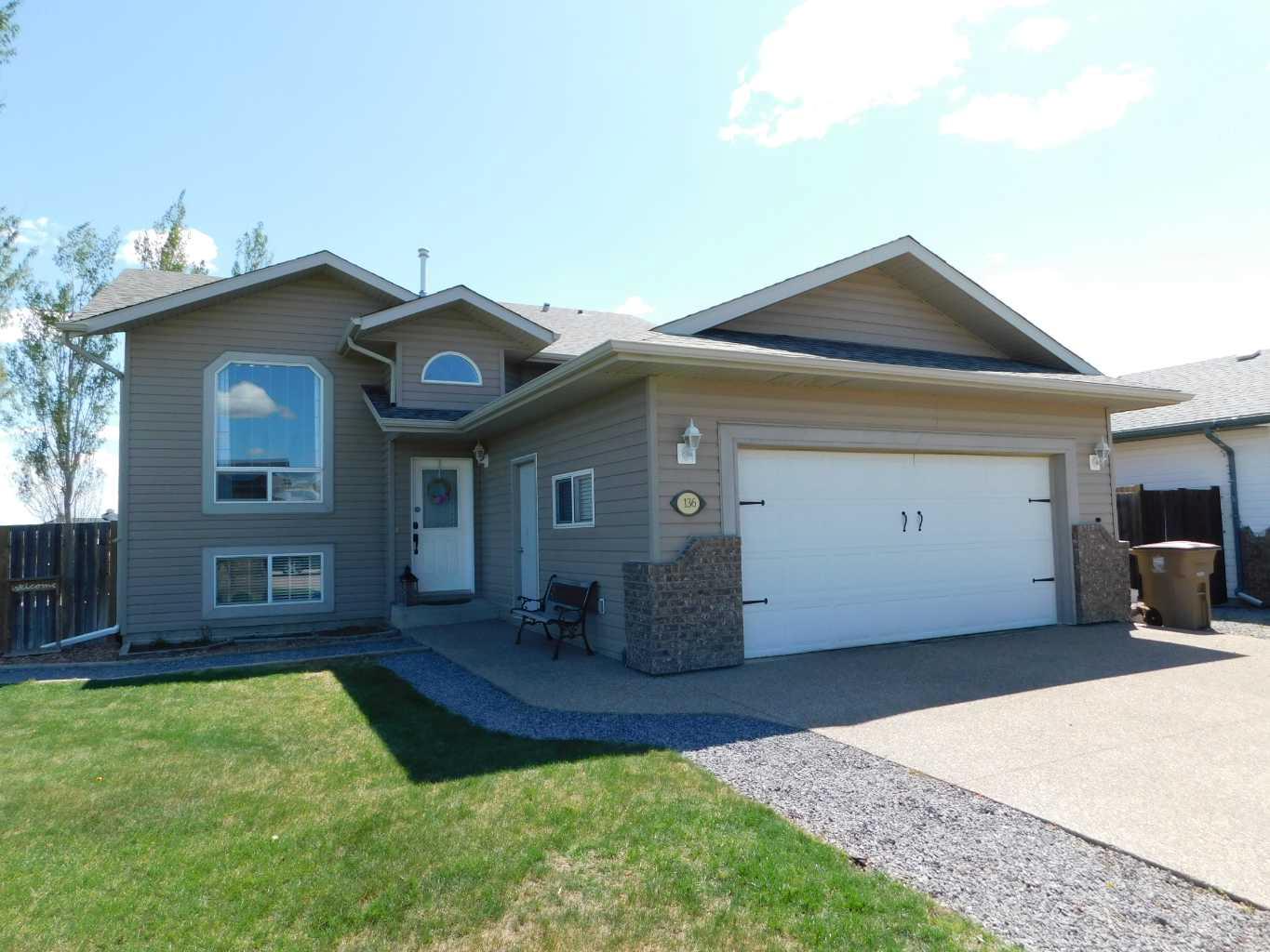 136 Meadowbrook Dr E, Brooks, AB T1R 1N8