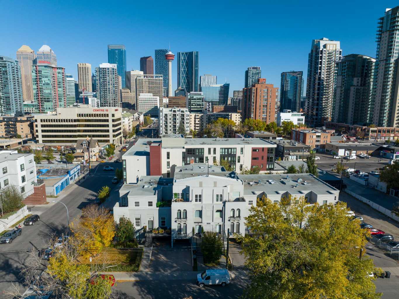 18 Avenue Se Unit 102, Calgary, AB T2G 1K8
