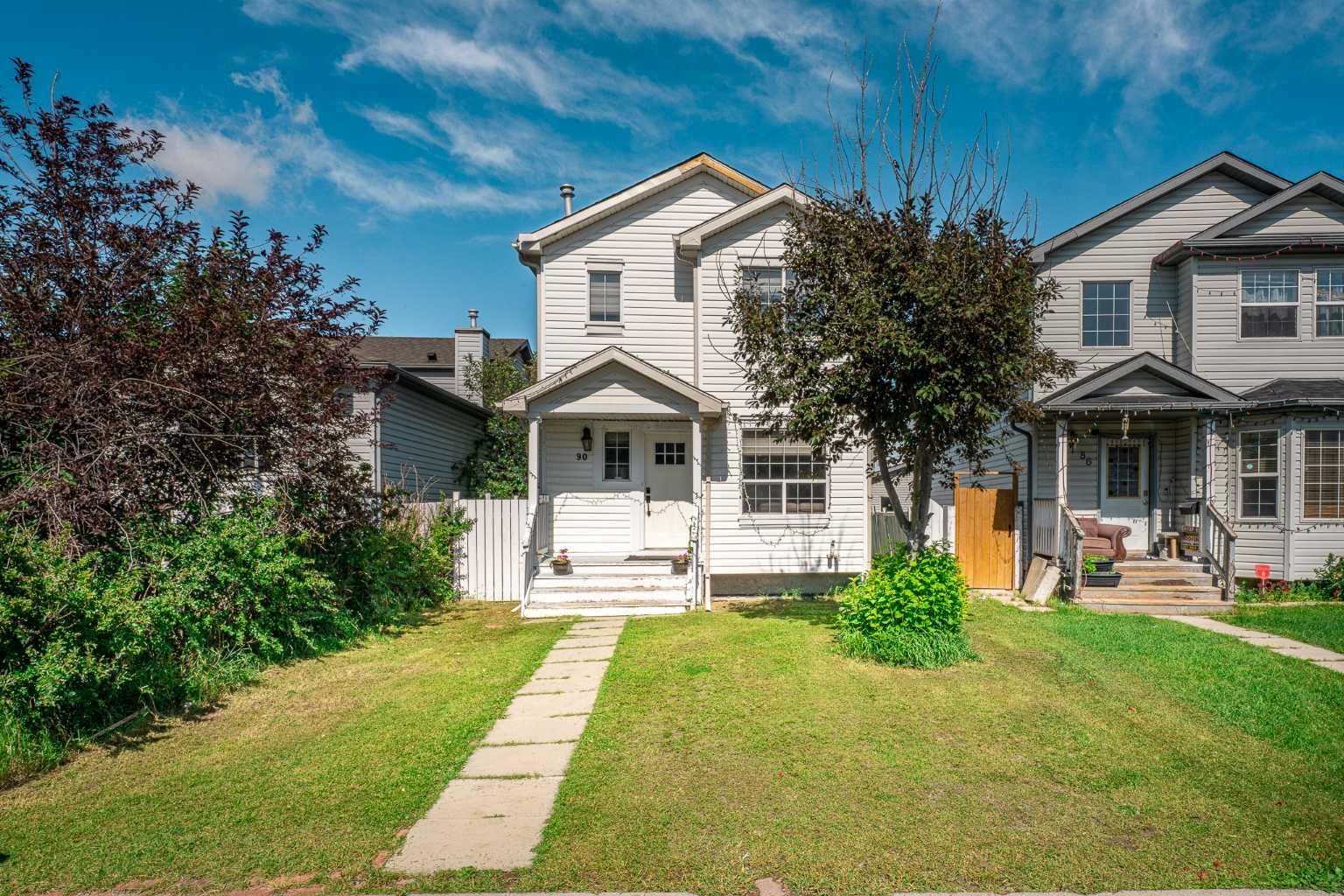 90 Martin Crossing Way NE, Calgary, AB T3J 3V3