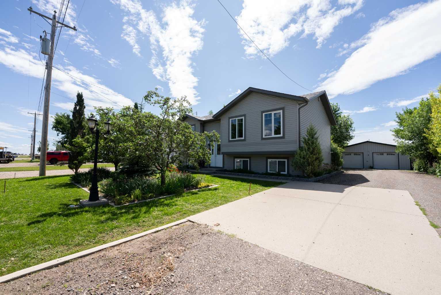 , Barnwell, AB T0K 0B0