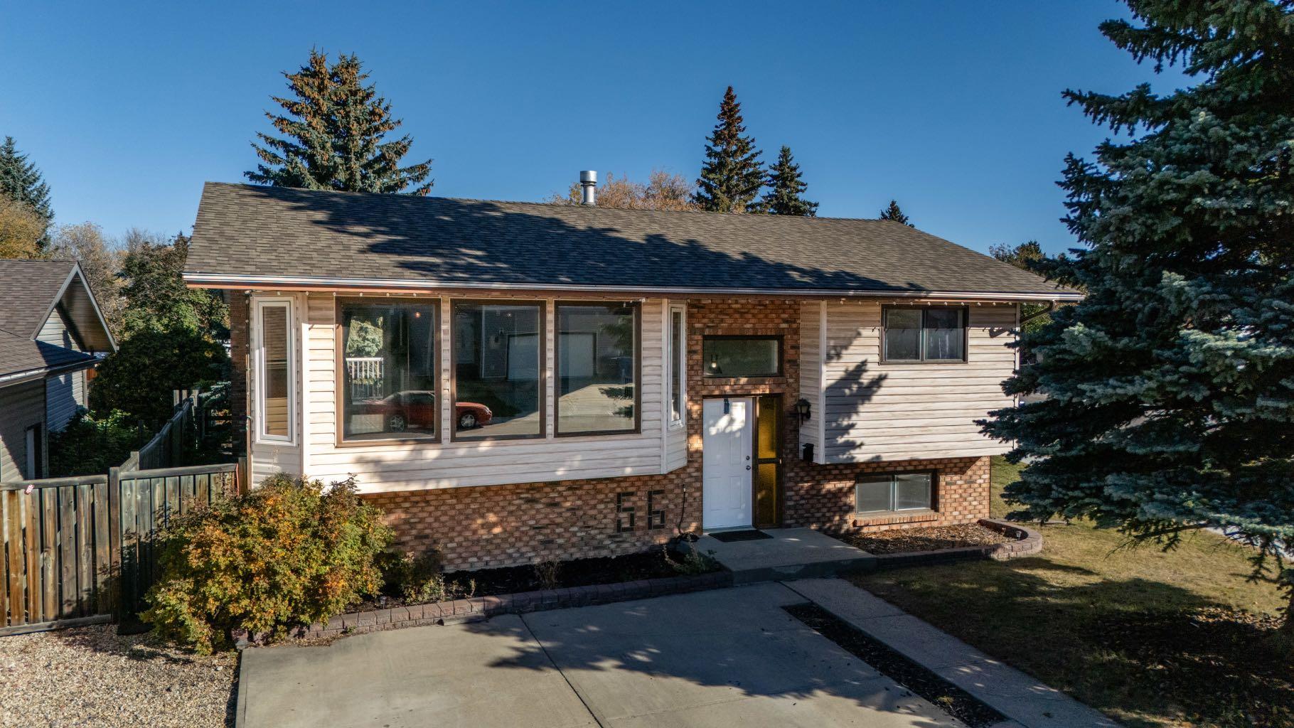 56 Marion Cres, Red Deer, AB T4R 1N2