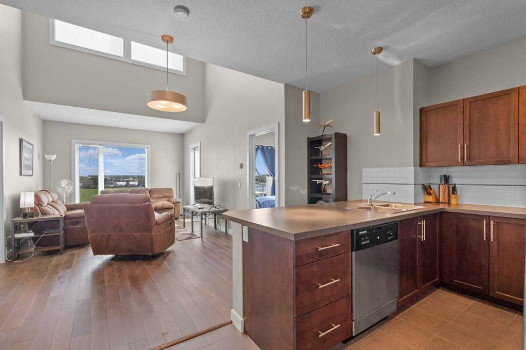 604 E Lake Boulevard Ne Unit 2418, Airdrie, AB T4A 0G5