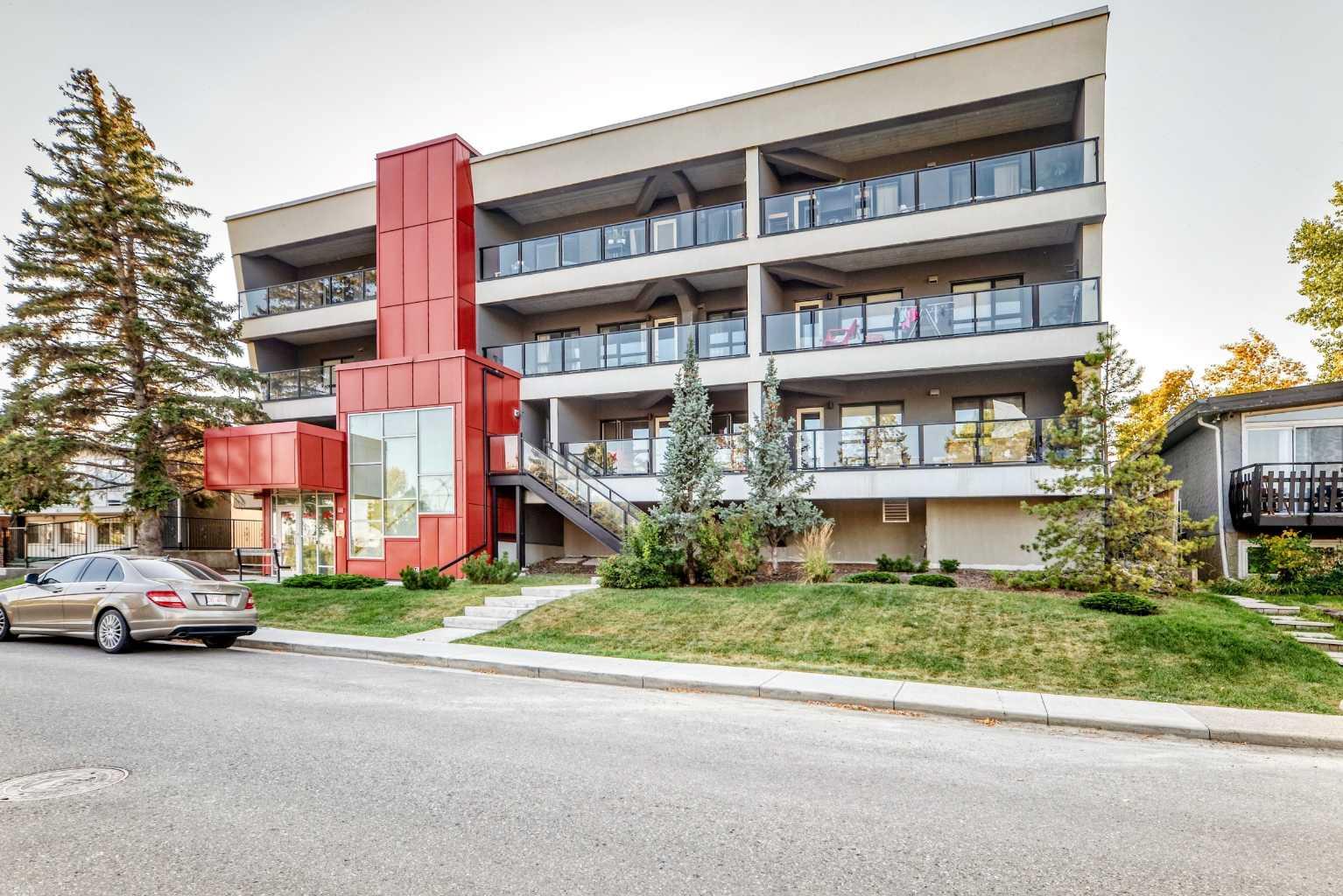 1629 38 Street Sw Unit 102, Calgary, AB T3C 1T8