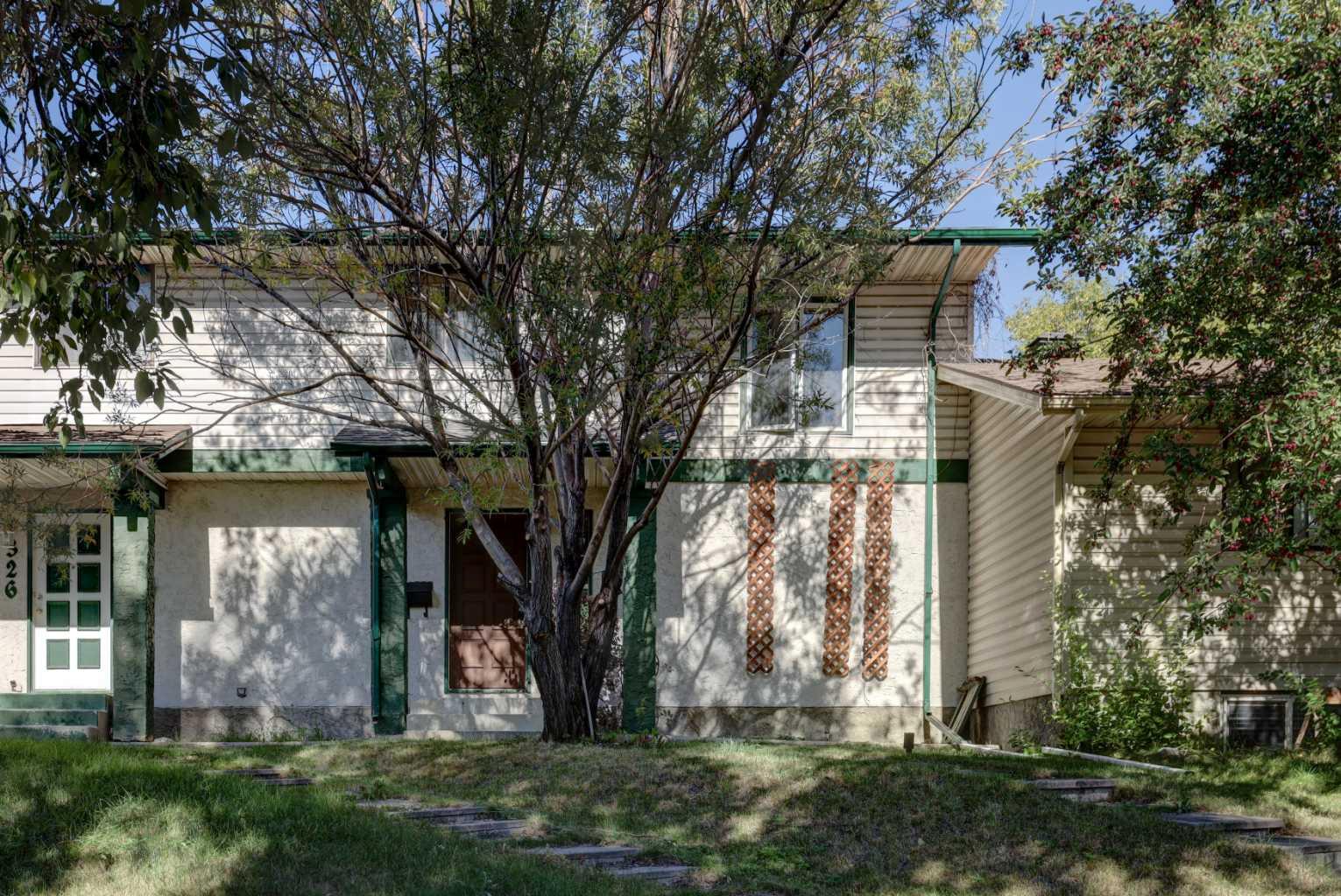 324 Ranchview Ct NW, Calgary, AB T3G 1A6
