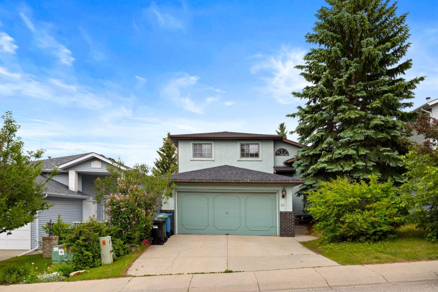 20 Signal Hill Cir SW, Calgary, AB T3H 2H7