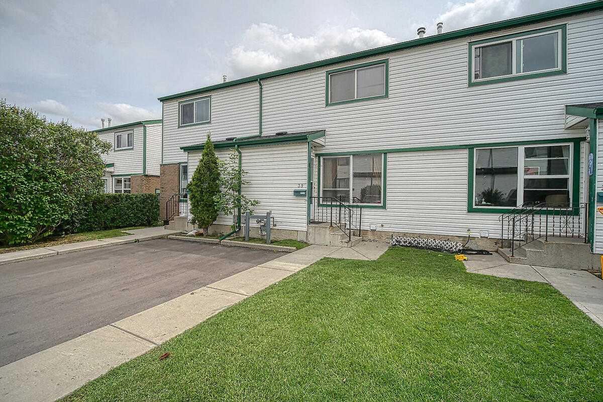 100 Pennsylvania Road Se Unit 39, Calgary, AB T2A 4Y8