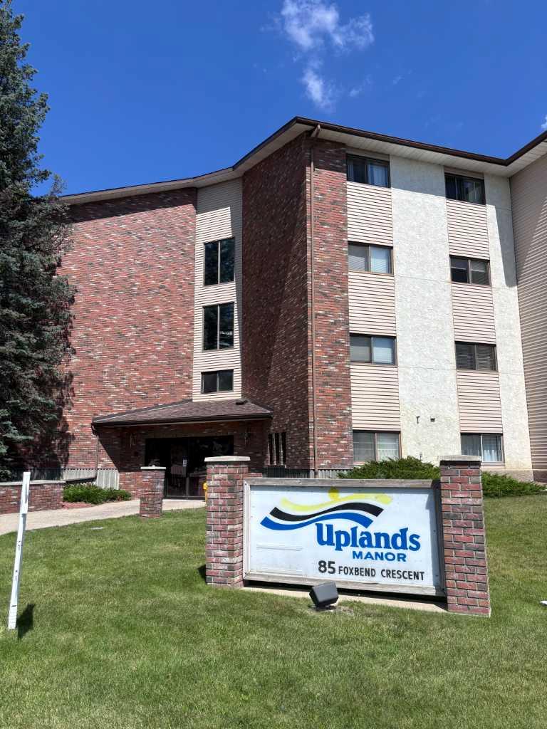 85 Foxbend Crescent N Unit 109, Lethbridge, AB T1H 5M5