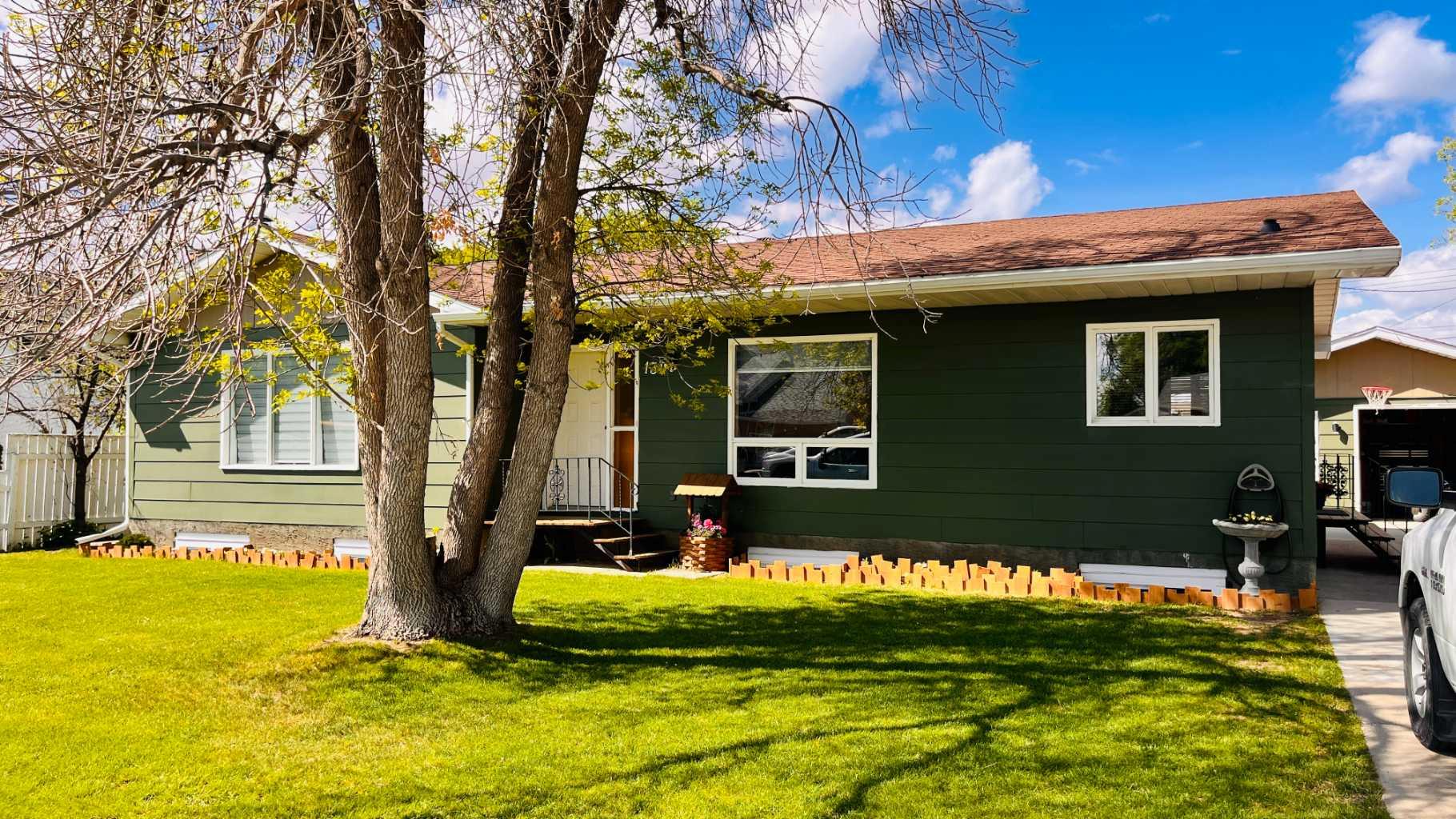 2 Avenue W Unit 130, Bow Island, AB T0K 0G0