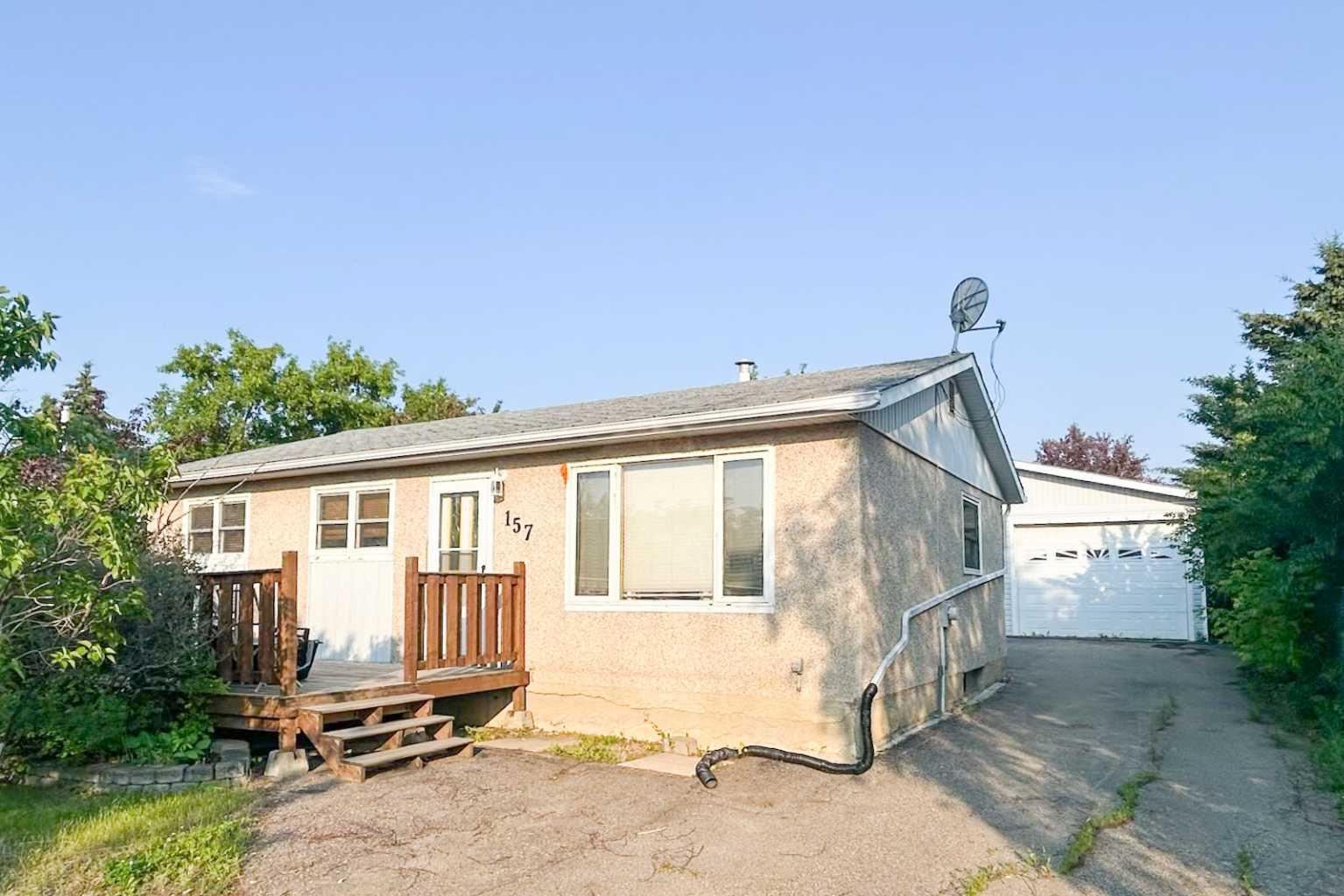 157 Wolverine Dr, Fort Mcmurray, AB T9H 4L6