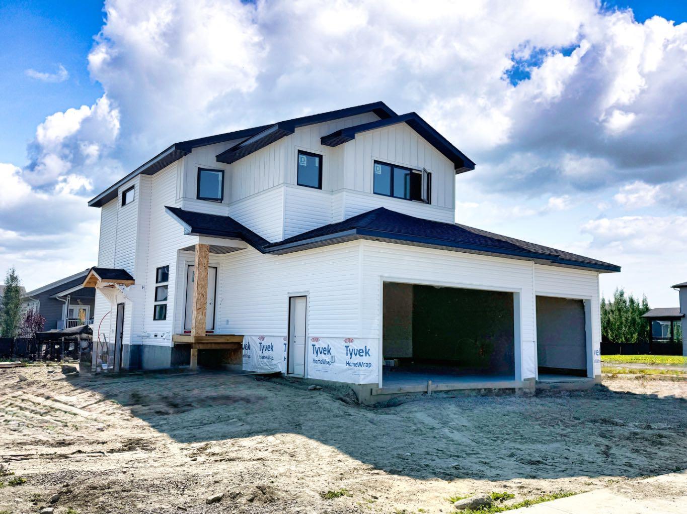 27 Williams Ave, Olds, AB T4H 0G1