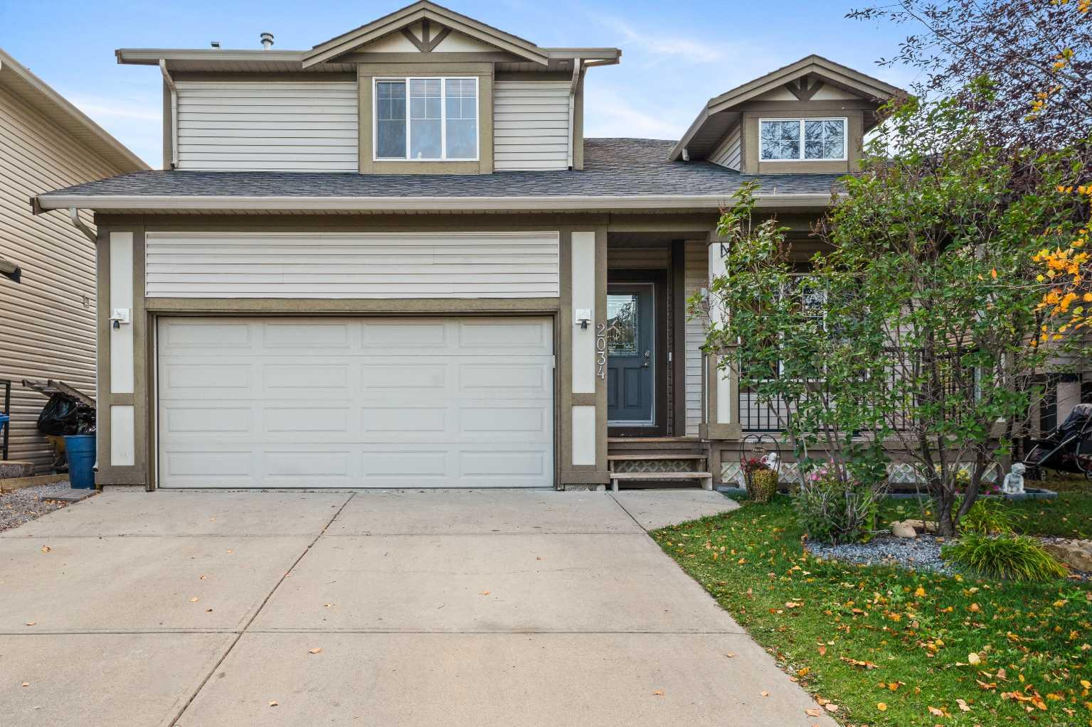 2034 Luxstone Blvd SW, Airdrie, AB T4B 0A4